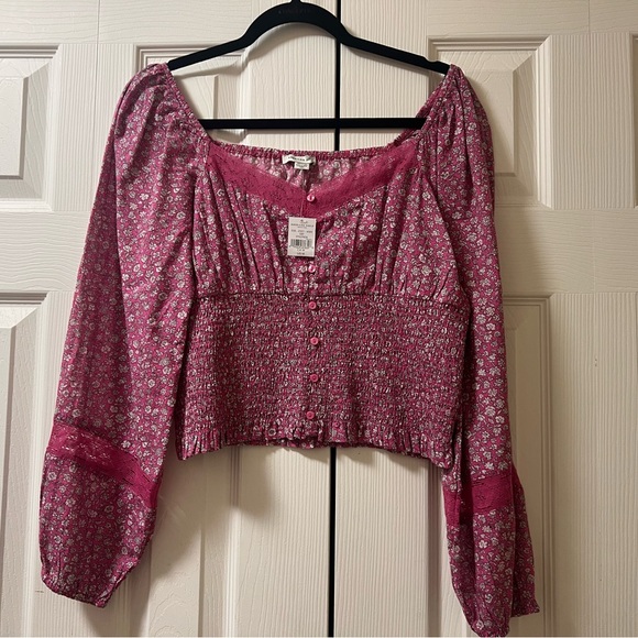 American Eagle Outfitters Tops - American Eagle Outfitters Pink Floral Blouse